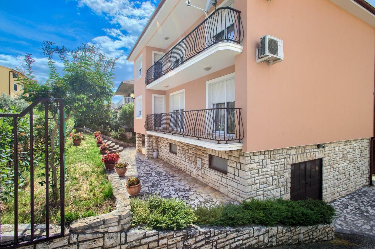 Apartman Paola Pula Exterior foto